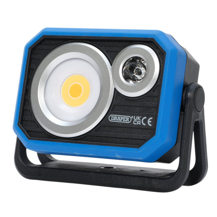 COB-XPG-Rechargeable-Work-Light-and-Powerbank,-10W,-1000-Lumens,-USB-C-Cable-Supplied